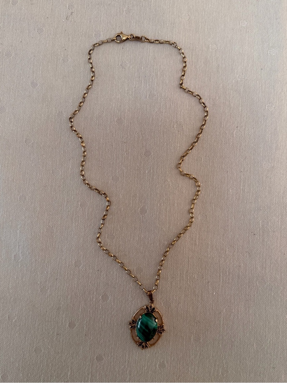 Vintage Gold Tone Malachite Pendant Necklace |Green Malachite Statement Necklace - Picture 5 of 6